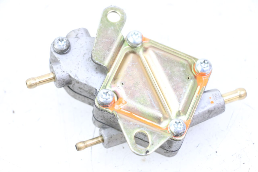 photo de DEPRESSIONE SERBATOIO SYM ORBIT III 3 4T 50 (2018 - 2021) - Zoom sullo stato d'uso