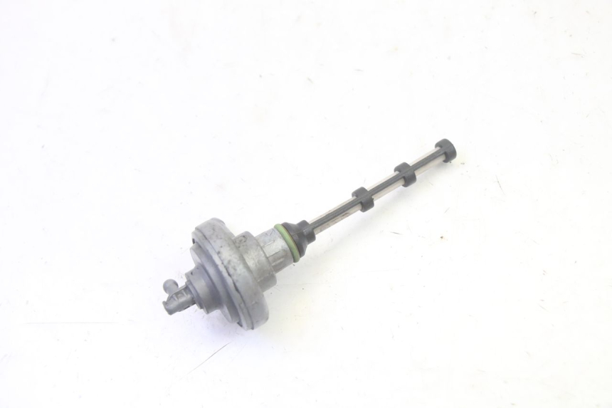 photo de DEPRESSIONE SERBATOIO PIAGGIO VESPA S 2T 50 (2007 - 2014) - Zoom sullo stato d'uso