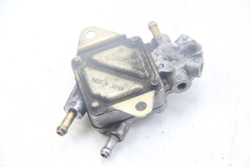 photo de DEPRESSIONE SERBATOIO PEUGEOT VIVACITY NEW 4T 50 (2008 - 2017) - Zoom sullo stato d'uso