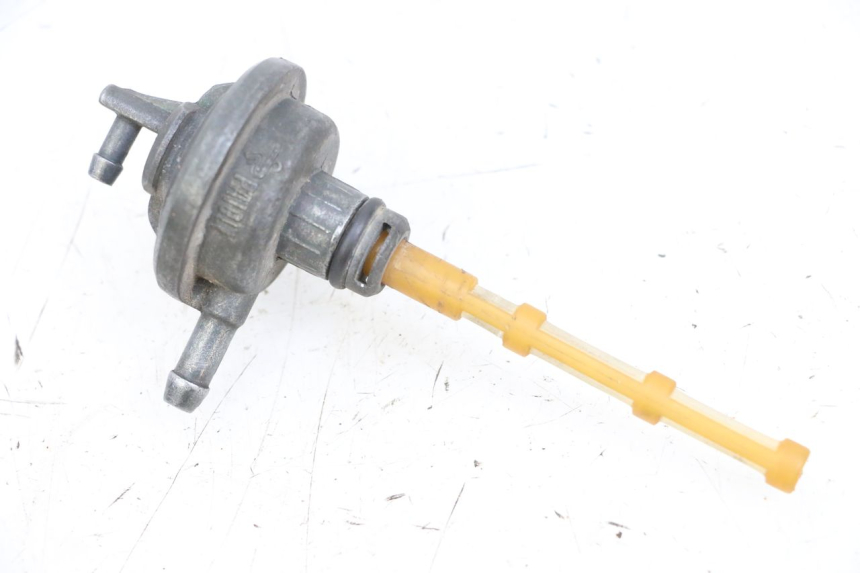 photo de DEPRESSIONE SERBATOIO YAMAHA YP MAJESTY 125 (2002 - 2006) - Vista principale