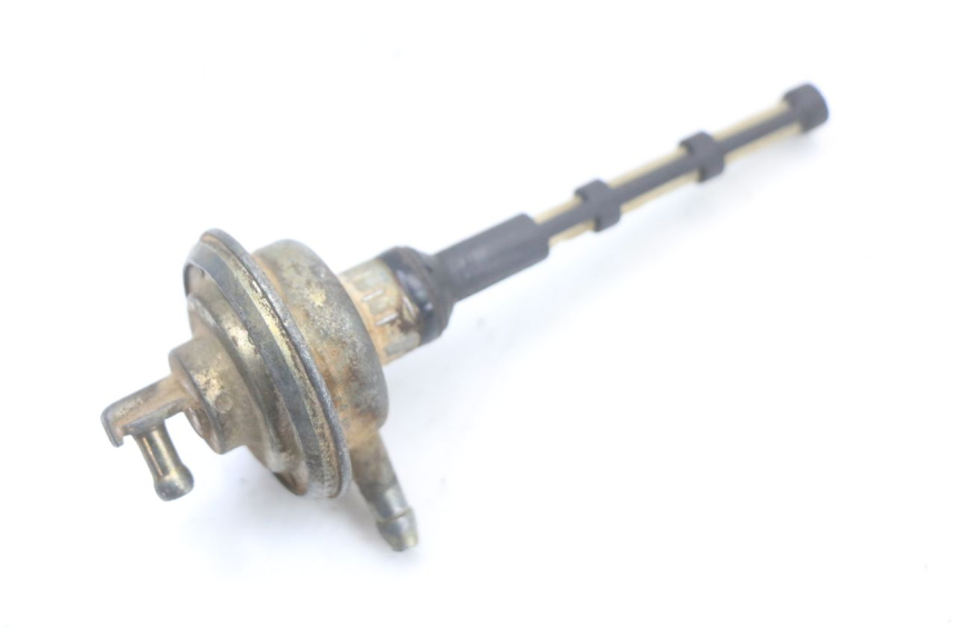 photo de RUBINETTO SERBATOIO PIAGGIO ZIP RST 50 (1996 - 1998) - Altra angolazione