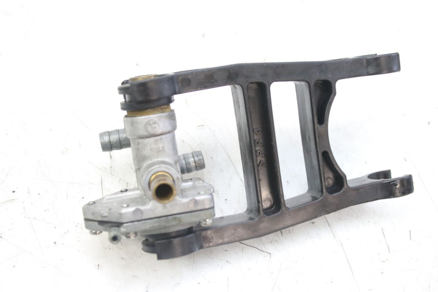 photo de DEPRESSIONE SERBATOIO KAWASAKI ZX-6R ZX6R 600 (1995 - 1997) - Zoom sullo stato d'uso