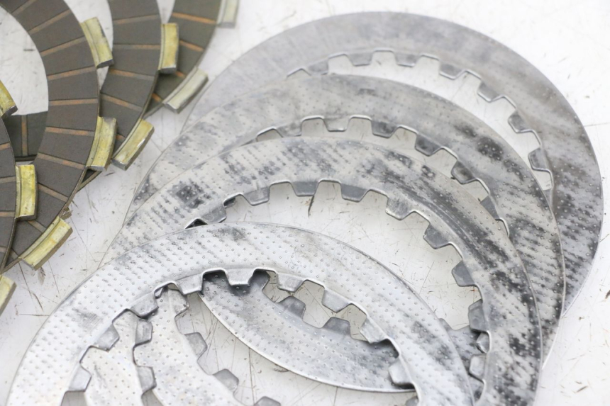 photo de DISCO FRIZIONE DERBI SENDA SM DRD X-TREME 50 (2011 - 2017) - Primo piano tecnico