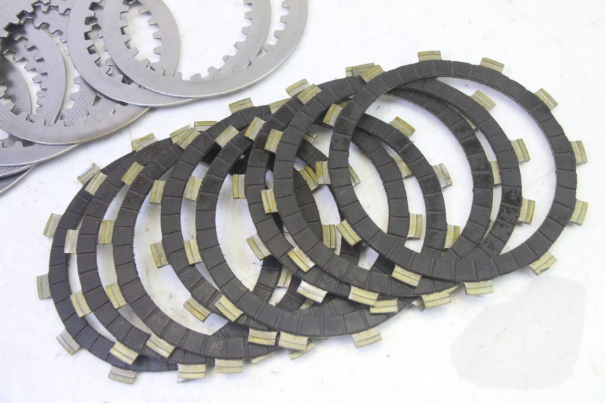 photo de DISCO FRIZIONE YAMAHA FZ6 N FAZER 600 (2004 - 2006) - Altra angolazione