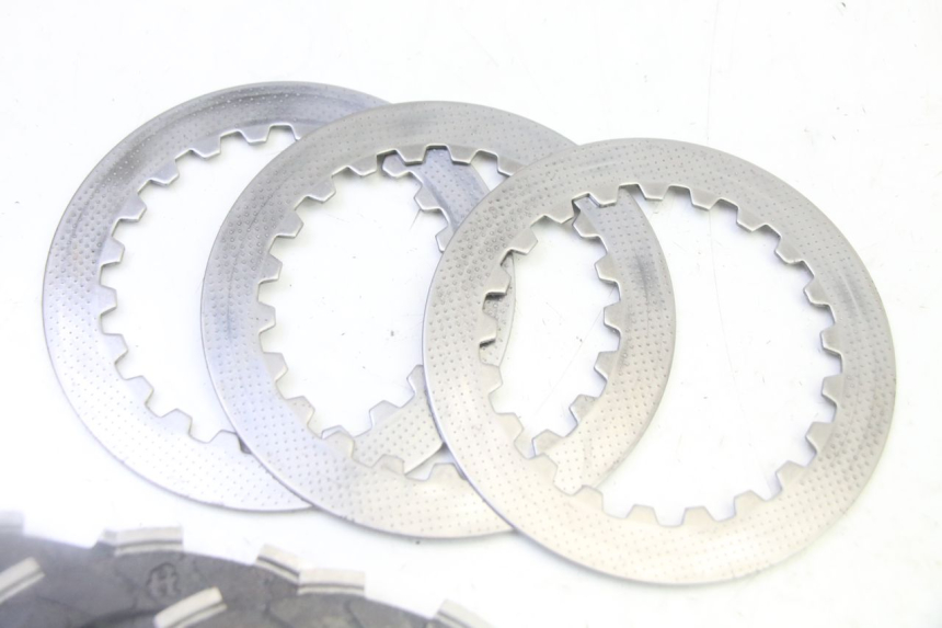 photo de DISCO FRIZIONE DERBI SENDA SM DRD 50 (2008 - 2013) - Altra angolazione