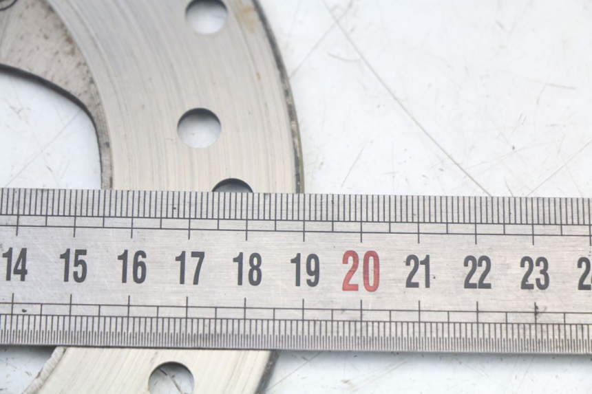 photo de DISCO FRENO POSTERIORE YAMAHA AEROX 2T 50 (2013 - 2017) - Altra angolazione