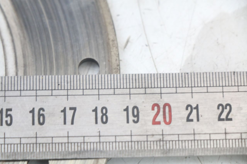 photo de DISCO FRENO POSTERIORE JONWAY AZTRAL 125 (2008 - 2017) - Altra angolazione