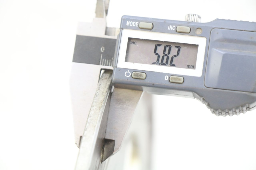 photo de DISCO FRENO POSTERIORE HONDA CB R 1000 (2018 - 2023) - Dettaglio del componente