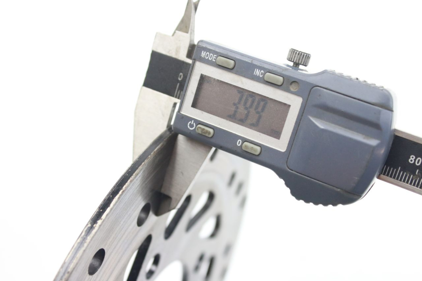 photo de DISCO FRENO POSTERIORE XTRM FACTORY DIRTBIKE BSE 150 - Altra angolazione