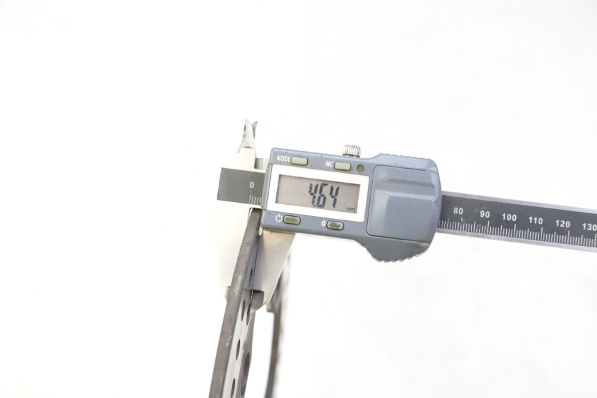 photo de DISCO FRENANTE POSTERIORE HONDA FES S-WING SWING ABS 125 (2007 - 2015) - Zoom sullo stato d'uso