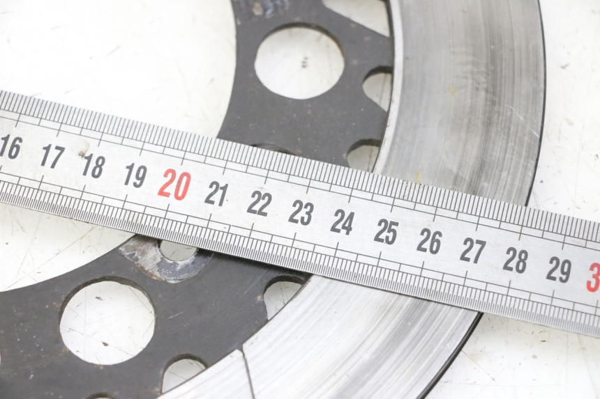 photo de DISCO FRENO POSTERIORE YAMAHA FJ 36Y 1100 (1984 - 1985) - Zoom sullo stato d'uso