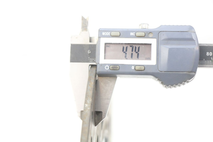 photo de DISCO FRENO POSTERIORE YAMAHA FJR ABS 1300 (2016 - 2020) - Dettagli dei punti di fissaggio