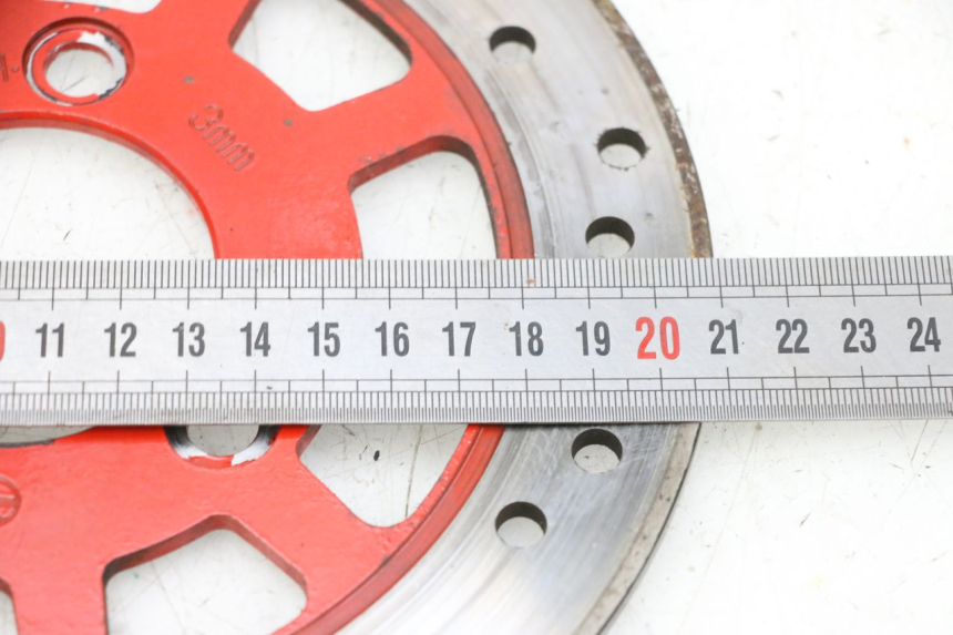 photo de DISCO FRENO POSTERIORE JM MOTORS GTS 125 (2015 - 2019) - Zoom sullo stato d'uso