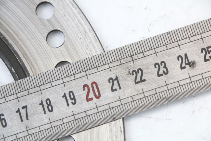 photo de DISCO FRENO POSTERIORE ASTOR ORCAL 125 (2015 - 2017) - Zoom sullo stato d'uso