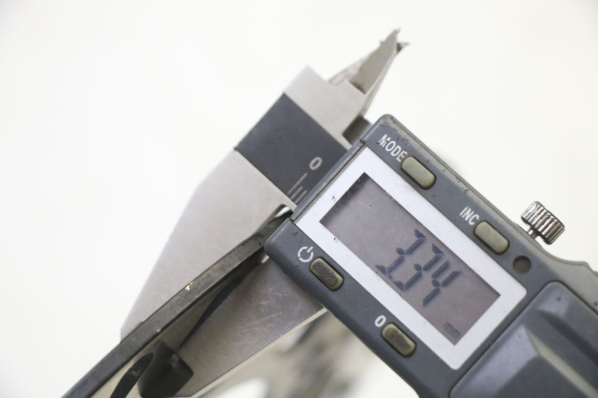 photo de DISCO FRENO POSTERIORE APOLLO RFZ 125 - Primo piano tecnico