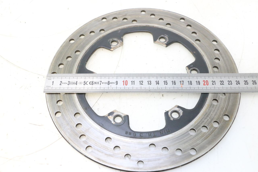 photo de DISCO FRENO POSTERIORE DUCATI SS IE DS CARENEE 1000 (2002 - 2006) - Zoom sullo stato d'uso