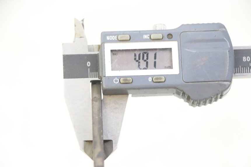 photo de DISCO FRENO POSTERIORE YAMAHA XJ6 ABS 600 (2008 - 2016) - Dettaglio del componente