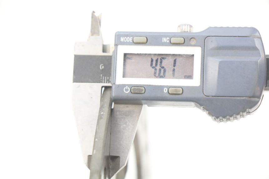 photo de DISCO FRENO POSTERIORE KAWASAKI Z S 750 (2003 - 2006) - Primo piano tecnico