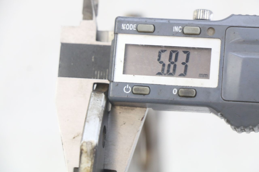 photo de DISCO FRENO POSTERIORE KAWASAKI Z 750 (2007 - 2013) - Altra angolazione