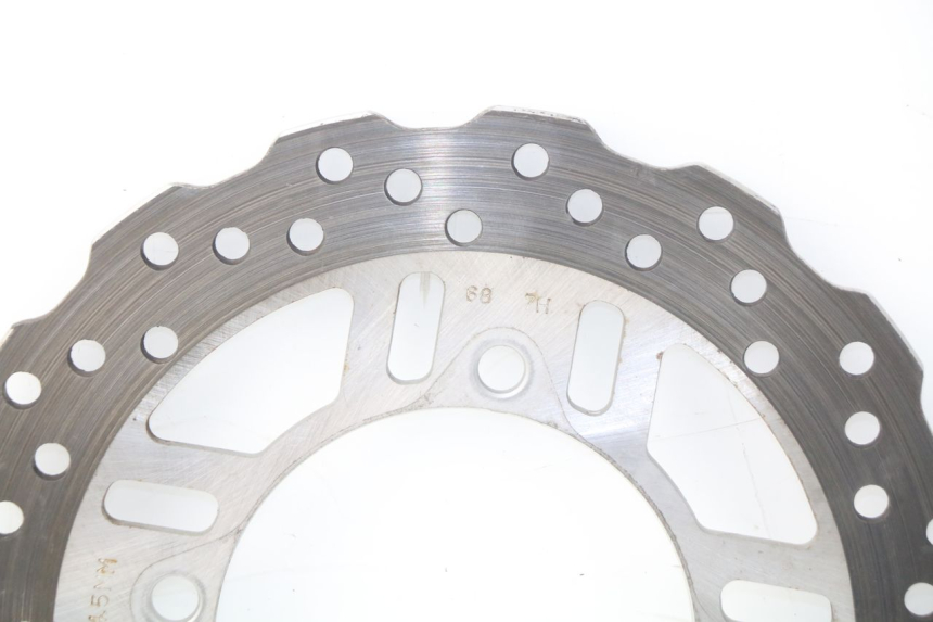 photo de DISCO FRENO POSTERIORE KAWASAKI Z Z900 900 (2017 - 2019) - Zoom sullo stato d'uso