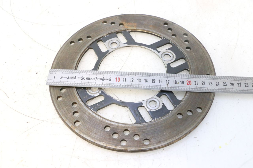photo de DISCO FRENO POSTERIORE KAWASAKI ZZR 600 (1995 - 2004) - Zoom sullo stato d'uso