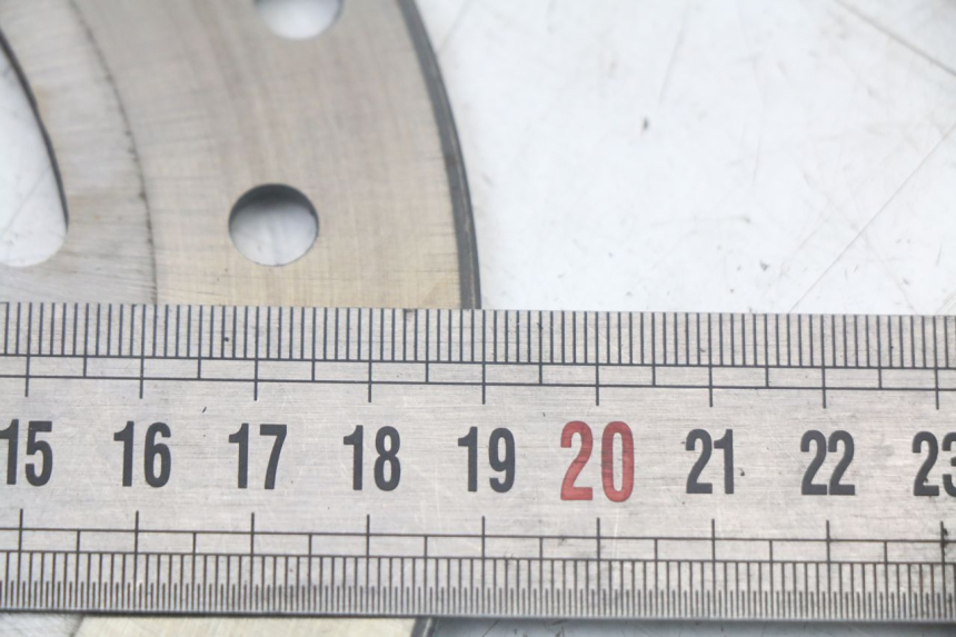 photo de DISCO FRENO ANTERIORE YAMAHA AEROX 2T 50 (2013 - 2017) - Altra angolazione