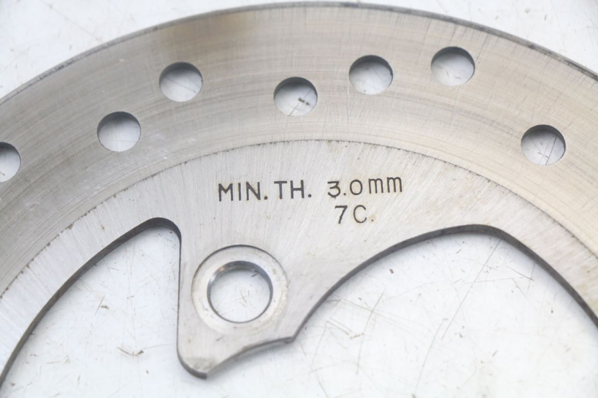 photo de DISCO FRENO ANTERIORE YAMAHA AEROX 2T 50 (2013 - 2017) - Primo piano tecnico