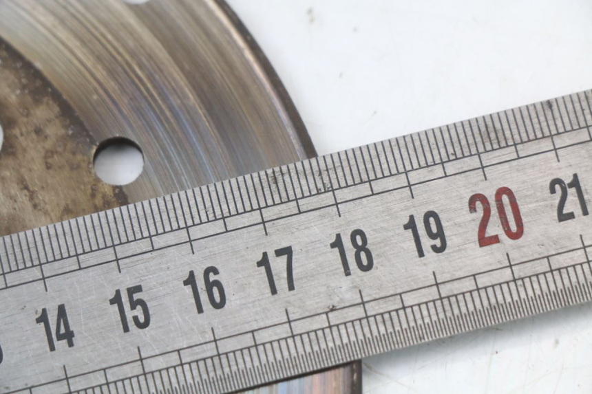 photo de DISCO FRENO ANTERIORE KYMCO AGILITY 4T 50 (2005 - 2018) - Zoom sullo stato d'uso