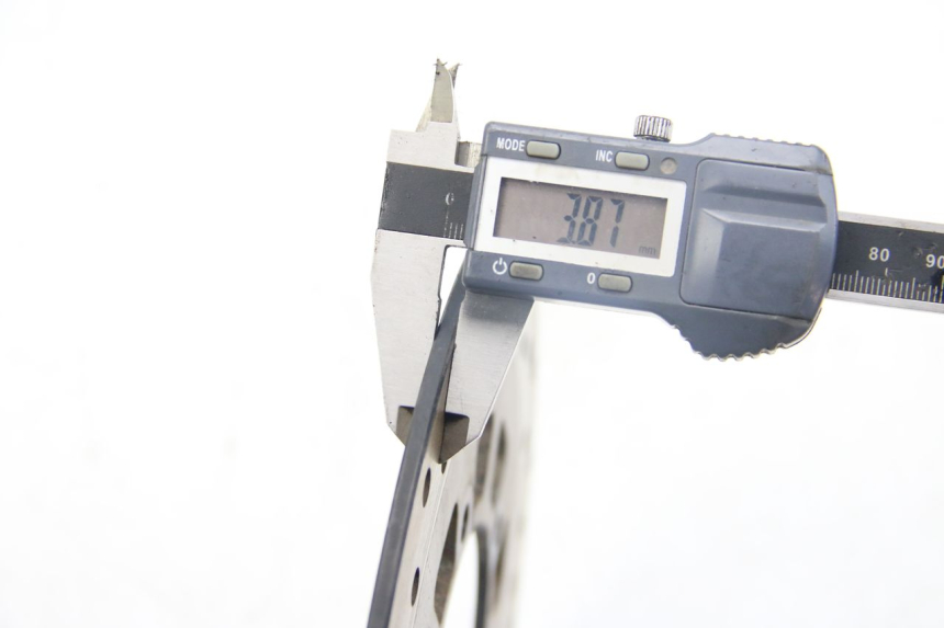 photo de DISCO FRENO ANTERIORE YAMAHA BW'S BWS 125 (2010 - 2013) - Zoom sullo stato d'uso