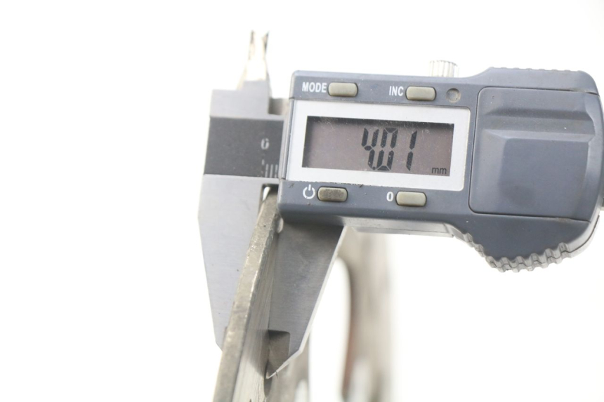 photo de DISCO FRENO ANTERIORE PIAGGIO CARNABY 125 (2007 - 2011) - Altra angolazione