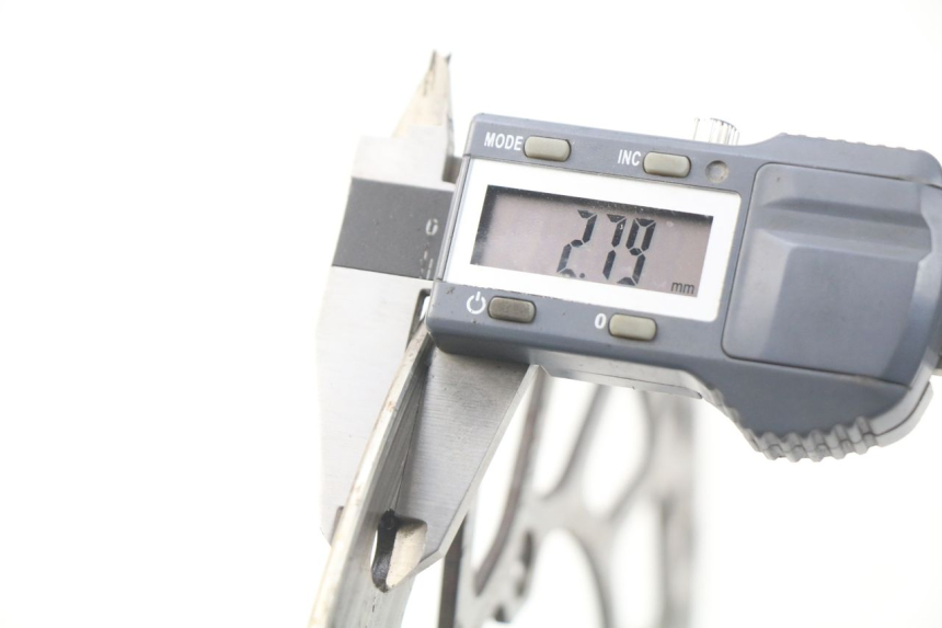 photo de DISCO FRENO ANTERIORE HONDA CRF CR-F 450 (2005 - 2008) - Dettaglio del componente