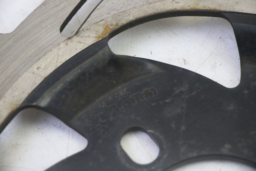 photo de DISCO FRENO ANTERIORE SYM CROX 4T 50 (2016 - 2023) - Primo piano tecnico