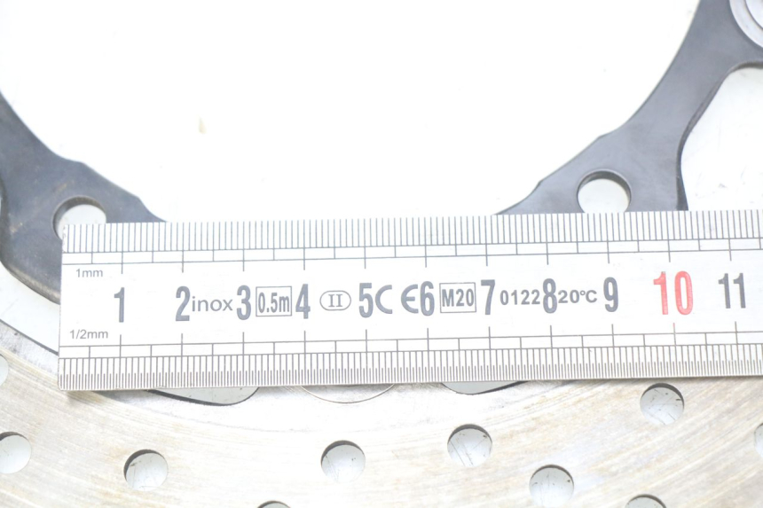 photo de DISCO FRENO ANTERIORE SINISTRO YAMAHA XP T-MAX TMAX ABS 530 (2012 - 2015) - Primo piano tecnico