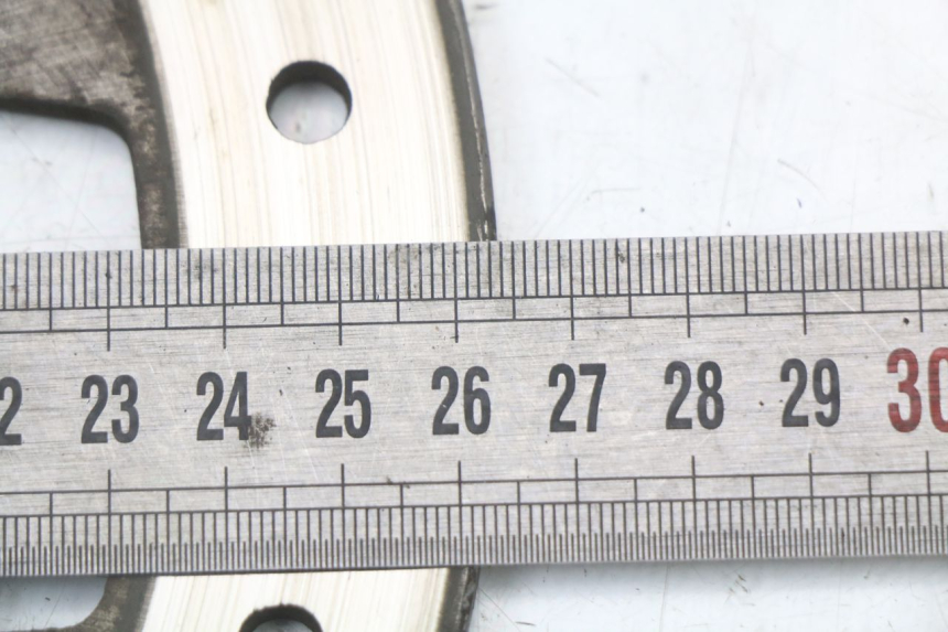 photo de DISCO FRENO ANTERIORE PEUGEOT GEOPOLIS RS 125 (2007 - 2009) - Zoom sullo stato d'uso