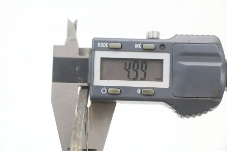 photo de DISCO FRENO ANTERIORE PEUGEOT GEOPOLIS RS 125 (2007 - 2009) - Primo piano tecnico