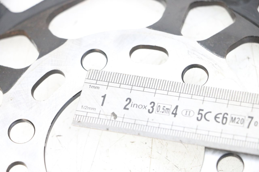 photo de DISCO FRENO ANTERIORE HYOSUNG GTR 125 (2006 - 2008) - Zoom sullo stato d'uso