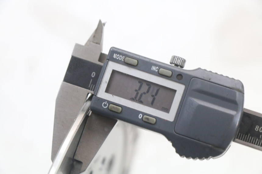 photo de DISCO FRENO ANTERIORE JM MOTORS VX 125 (2022 - 2025) - Dettagli dei punti di fissaggio