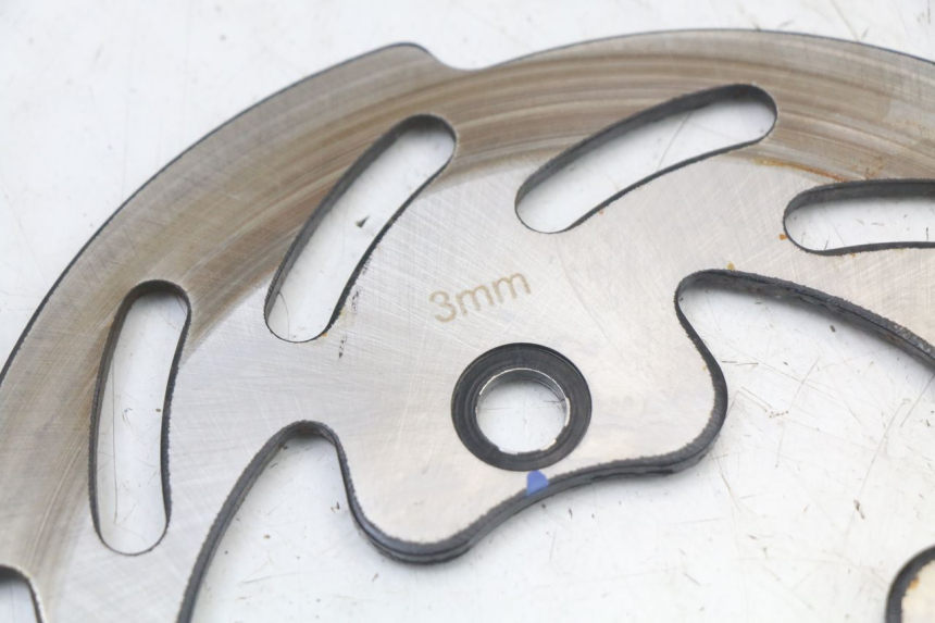 photo de DISCO FRENO ANTERIORE MASH LEGEND'R 4T 50 (2021 - 2025) - Primo piano tecnico