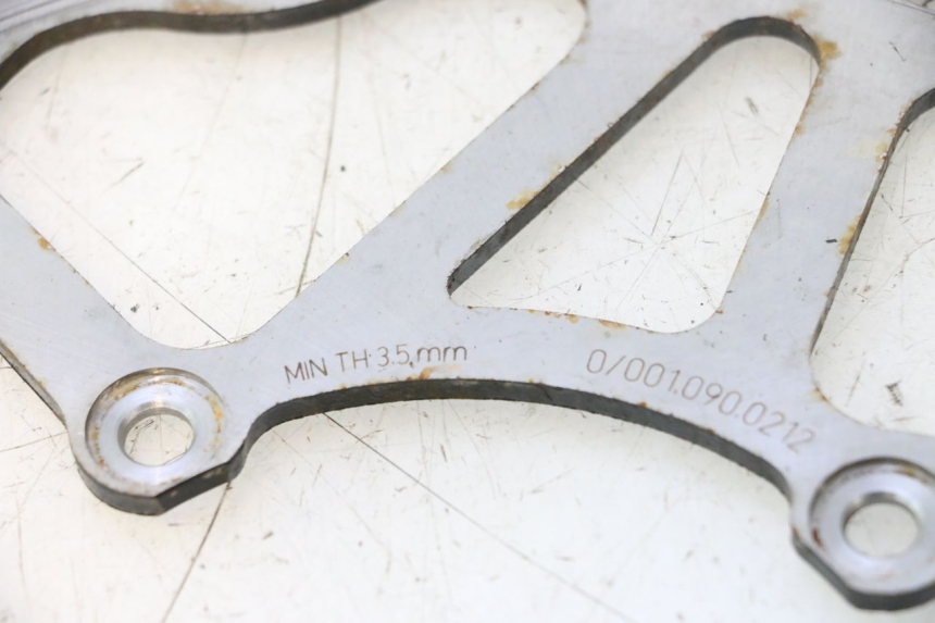 photo de DISCO FRENO ANTERIORE RIEJU MRT PRO SUPERMOTARD 50 (2007 - 2018) - Stato della superficie e materiale