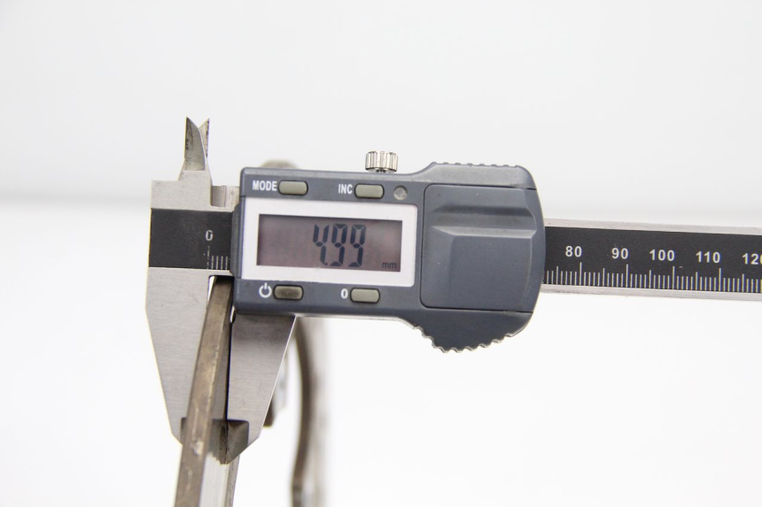 photo de DISCO FRENO ANTERIORE GILERA NEXUS 125 (2009 - 2013) - Zoom sullo stato d'uso