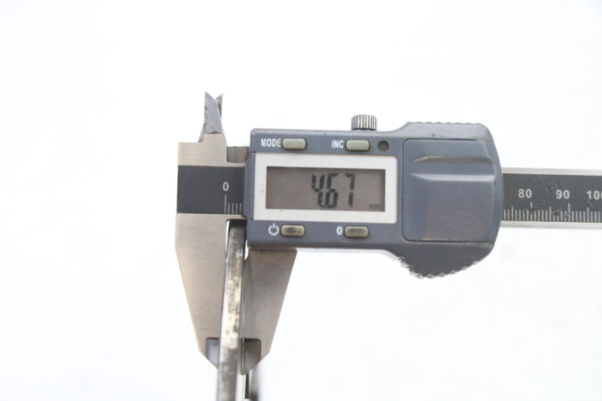 photo de DISCO FRENO ANTERIORE GILERA NEXUS 125 (2009 - 2013) - Dettagli dei punti di fissaggio