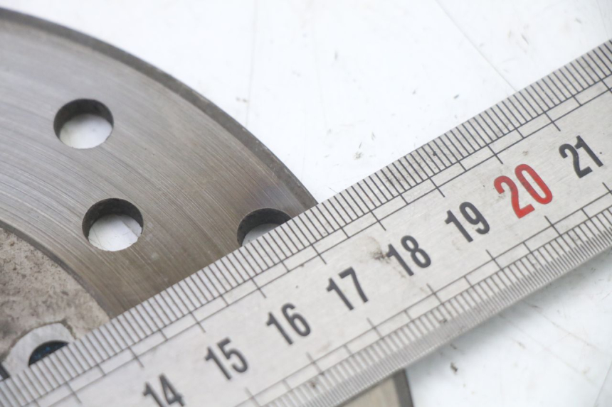 photo de DISCO FRENO ANTERIORE PIAGGIO ZIP 4T 50 (2018 - 2020) - Altra angolazione