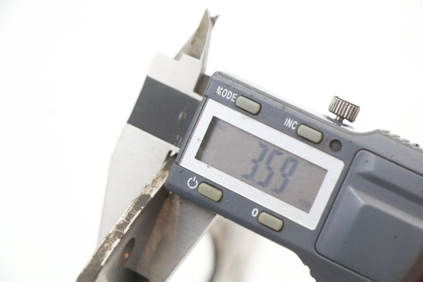 photo de DISCO FRENO ANTERIORE EUROCKA R8 4T 50 (2013 - 2022) - Primo piano tecnico