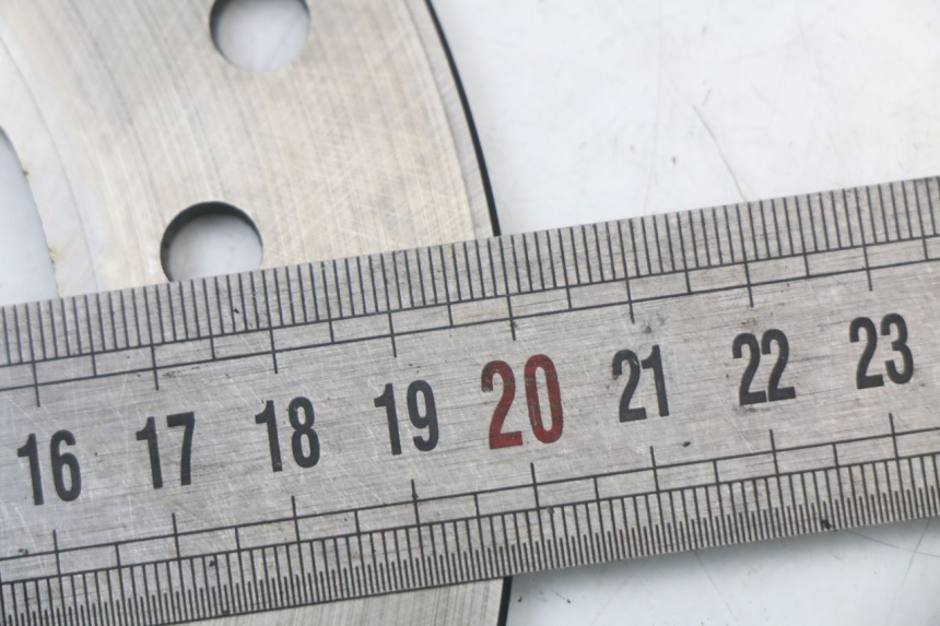 photo de DISCO FRENO ANTERIORE PIAGGIO VESPA PRIMAVERA 4T 50 (2021 - 2024) - Zoom sullo stato d'uso