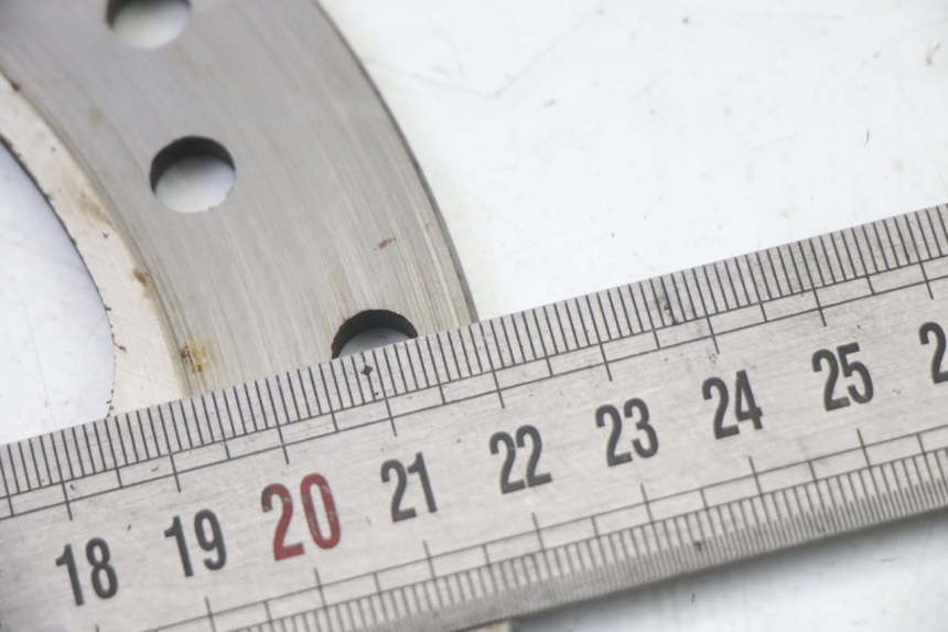 photo de DISCO FRENO ANTERIORE YAMAHA WHY 50 (1998 - 2000) - Altra angolazione