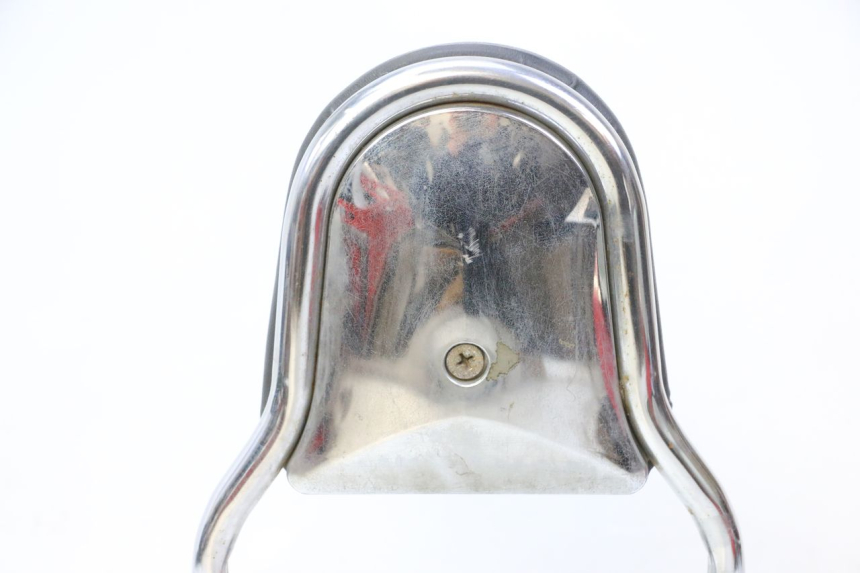 photo de SCHIENALINO HYOSUNG GV AQUILA 125 (2000 - 2009) - Stato della superficie e materiale