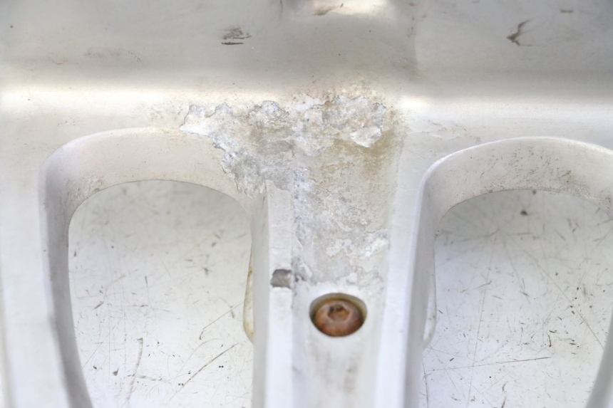 photo de Schienale KYMCO GRAND DINK 125 (2002 - 2007) - Stato della superficie e materiale