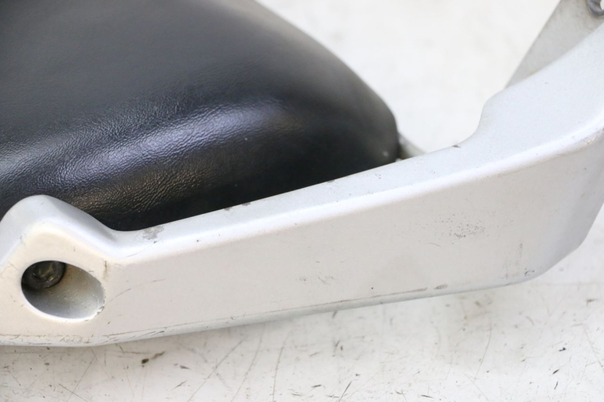 photo de SCOCCA DAELIM HISTORY 125 (2001 - 2002) - Dettagli dei punti di fissaggio