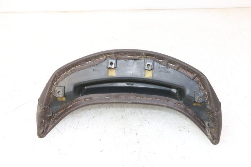 photo de SCHIENALINO PEUGEOT SATELIS 125 (2006 - 2009) - Zoom sullo stato d'uso