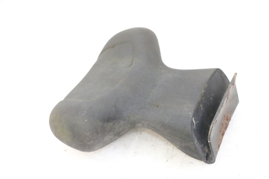 photo de SCHIENALINO PIAGGIO X8 125 (2004 - 2007) - Dettagli dei punti di fissaggio